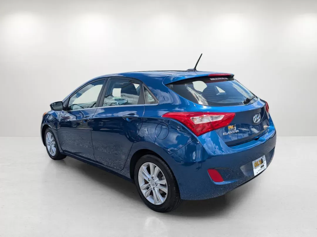 2015 /Black Hyundai Elantra GT (KMHD35LH9FU) with an Regular Unleaded I-4 2.0 L/122 engine, 6-Speed Automatic w/OD transmission, located at 5115 14th Ave., Columbus, GA, 31904, (706) 323-0345, 32.511494, -84.971046 - 2015 Hyundai Elantra GT - Photo#6