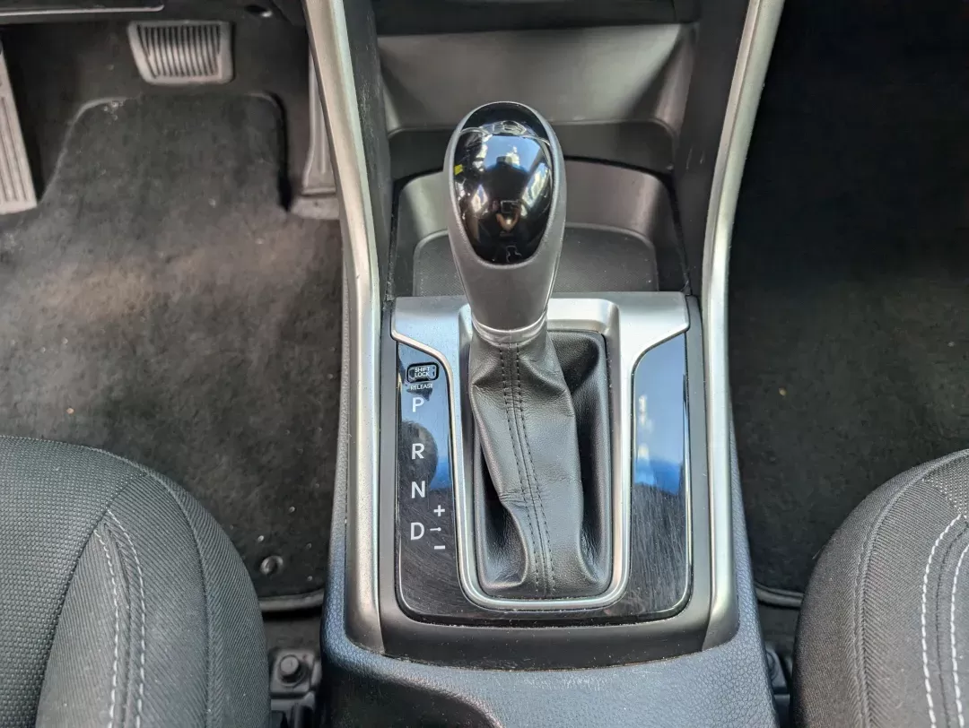 2015 /Black Hyundai Elantra GT (KMHD35LH9FU) with an Regular Unleaded I-4 2.0 L/122 engine, 6-Speed Automatic w/OD transmission, located at 5115 14th Ave., Columbus, GA, 31904, (706) 323-0345, 32.511494, -84.971046 - 2015 Hyundai Elantra GT - Photo#13