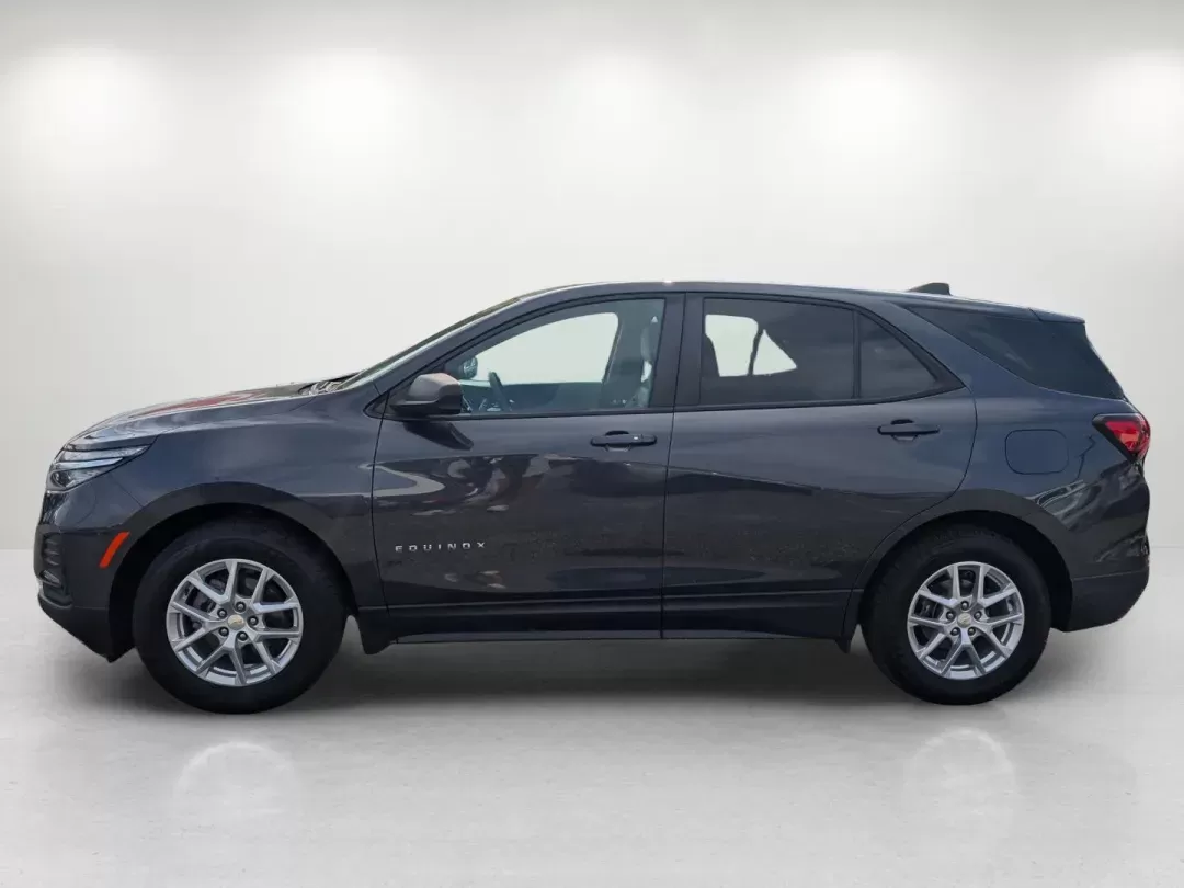 2022 /Medium Ash Gray Chevrolet Equinox LS (3GNAXHEV3NS) with an Turbocharged Gas I4 1.5L/92 engine, 6-Speed Automatic transmission, located at 3959 U.S. 80 W, Phenix City, AL, 36870, (334) 297-4885, 32.469296, -85.135185 - 2022 Chevrolet Equinox LS - Photo#8