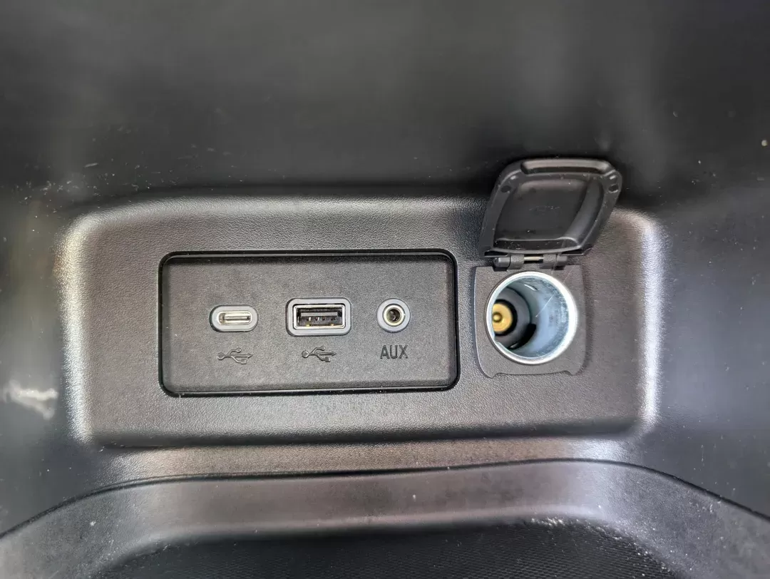 2022 /Medium Ash Gray Chevrolet Equinox LS (3GNAXHEV3NS) with an Turbocharged Gas I4 1.5L/92 engine, 6-Speed Automatic transmission, located at 3959 U.S. 80 W, Phenix City, AL, 36870, (334) 297-4885, 32.469296, -85.135185 - 2022 Chevrolet Equinox LS - Photo#15