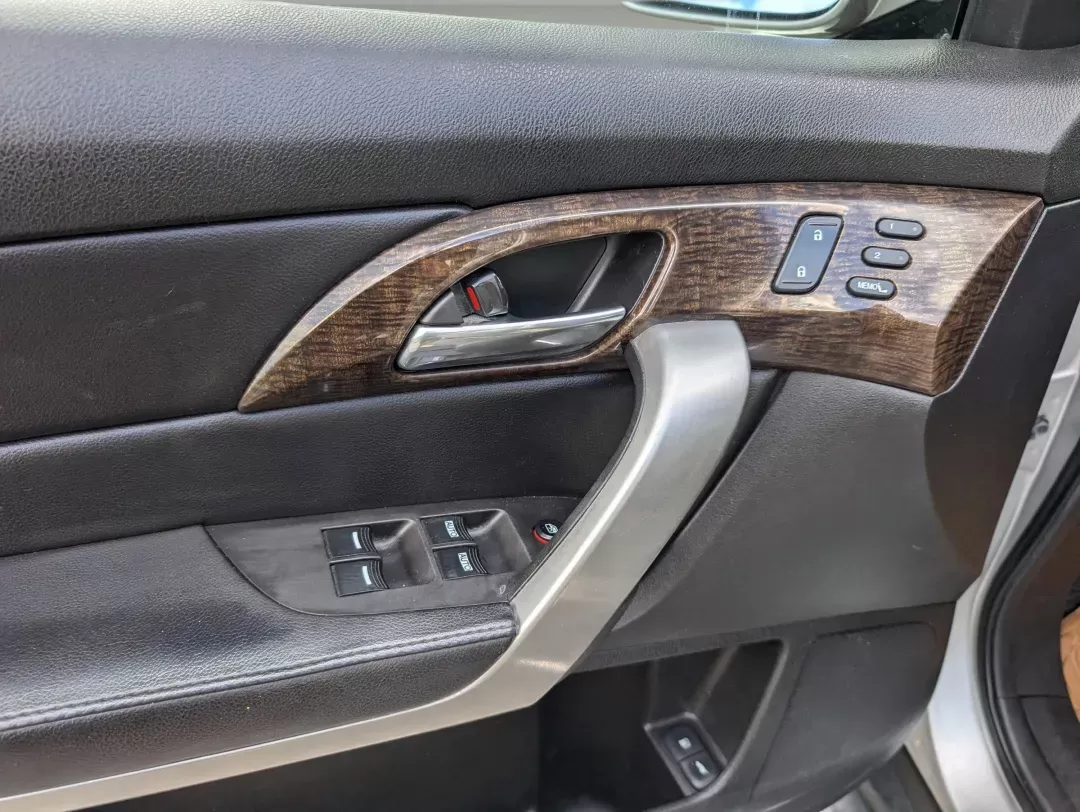 2012 Acura MDX Tech Pkg (2HNYD2H36CH) with an Gas V6 3.7L/224 engine, 6-Speed Automatic transmission, located at 3959 U.S. 80 W, Phenix City, AL, 36870, (334) 297-4885, 32.469296, -85.135185 - 2012 Acura MDX Tech Pkg - Photo#10