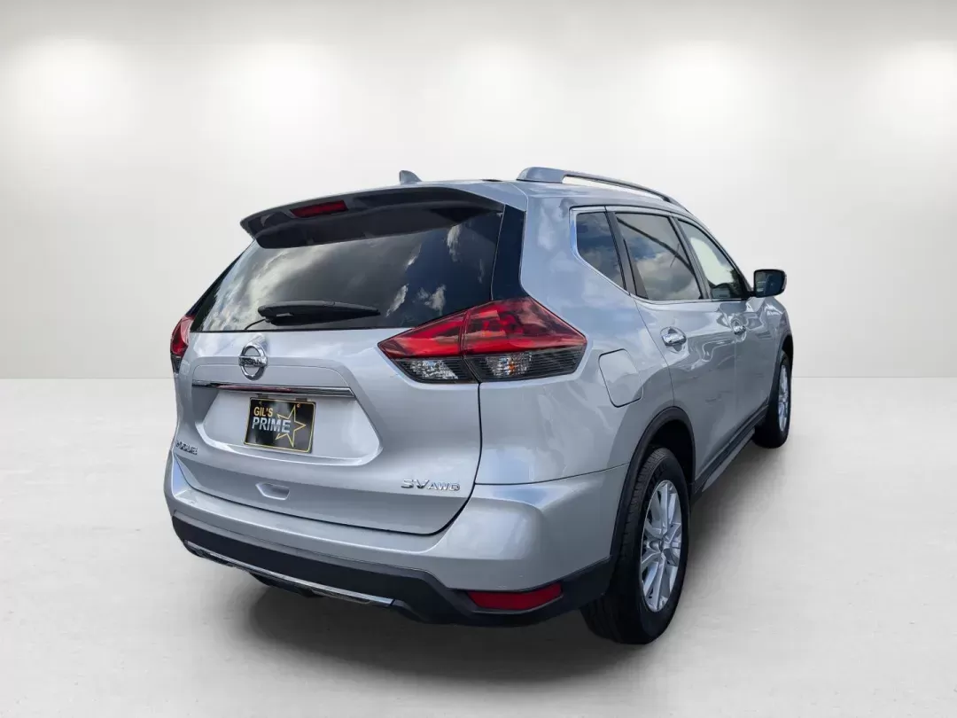 2018 /Charcoal Nissan Rogue SV (KNMAT2MVXJP) with an Regular Unleaded I-4 2.5 L/152 engine, 1-Speed CVT w/OD transmission, located at 7000 Northlake Connector, Columbus, GA, 31904, (706) 987-8085, 32.524975, -84.978134 - 2018 Nissan Rogue SV - Photo#4