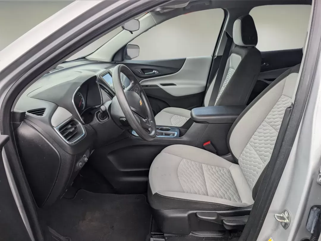 2019 /Medium Ash Gray Chevrolet Equinox LS (2GNAXHEV2K6) with an Turbocharged Gas I4 1.5L/92 engine, 6-Speed Automatic transmission, located at 804 22nd Ave, Phenix City, AL, 36870, (334) 297-1860, 32.484749, -85.024475 - 2019 Chevrolet Equinox LS - Photo#9