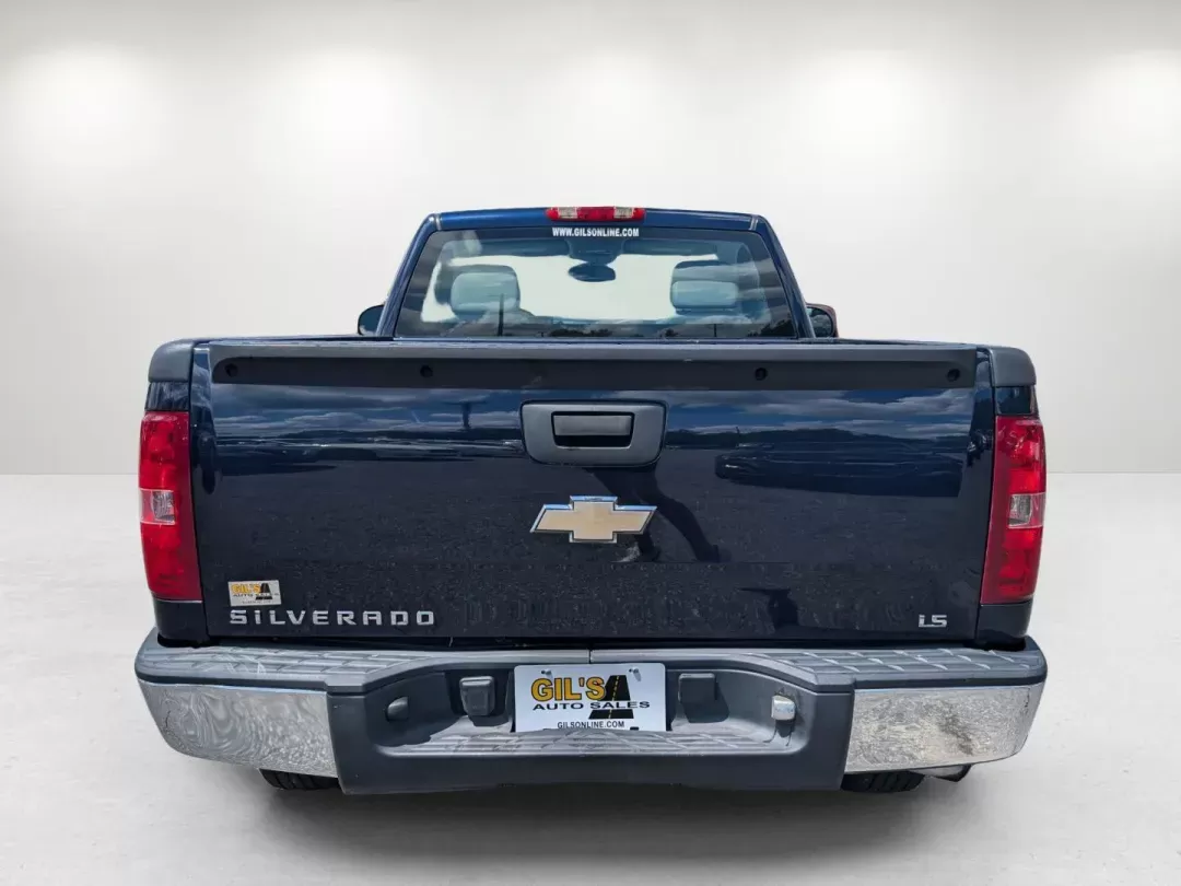 2007 /Dark Titanium Chevrolet Silverado 1500 Work Truck (1GCEC14X67Z) with an Gas V6 4.3L/262 engine, 4-Speed Automatic w/OD transmission, located at 3959 U.S. 80 W, Phenix City, AL, 36870, (334) 297-4885, 32.469296, -85.135185 - 2007 Chevrolet Silverado 1500 Work Truck - Photo#6