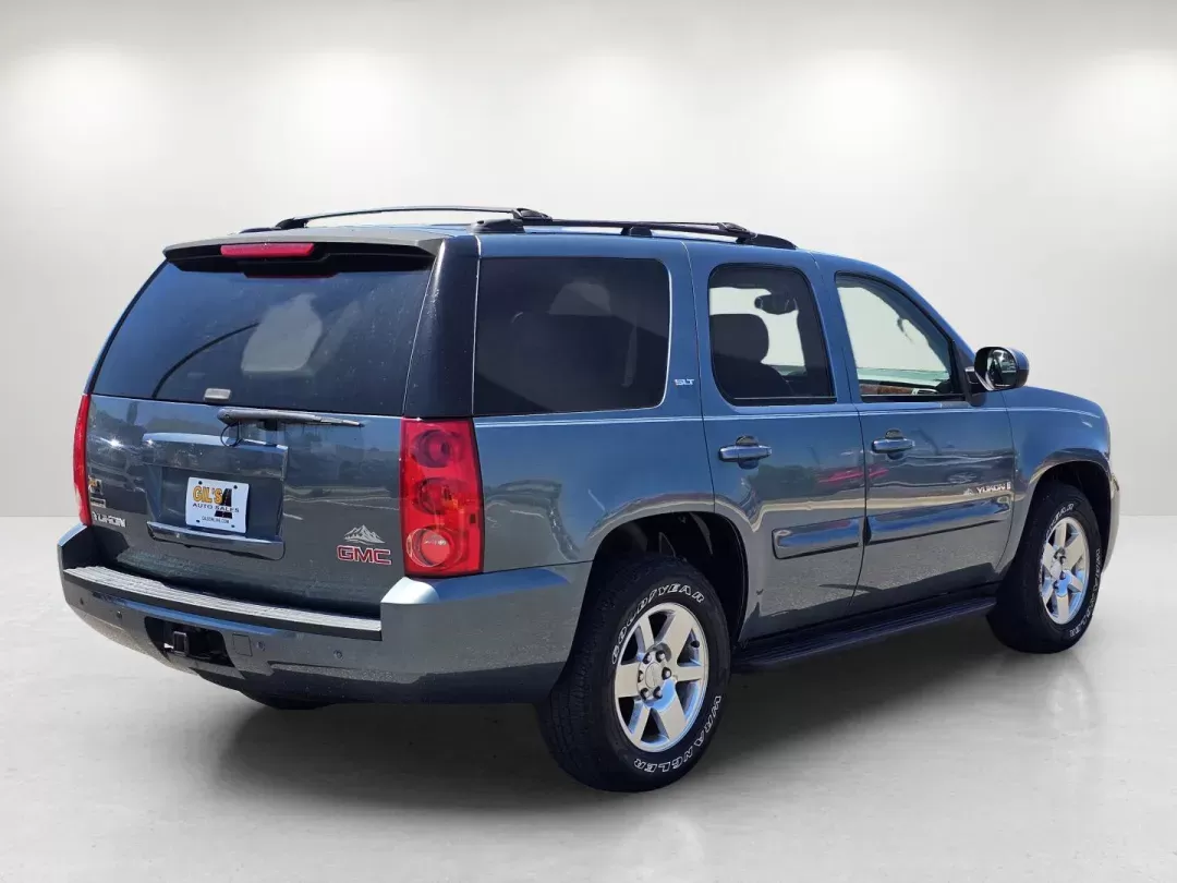 2009 /Light Titanium GMC Yukon SLT w/4SA (1GKEC33339R) with an Gas/Ethanol V8 5.3L/325 engine, 6-Speed Automatic w/OD transmission, located at 521 Old Farm Lane Rd, Prattville, AL, 36066, (334) 325-1505, 32.482460, -86.416367 - 2009 GMC Yukon SLT w/4SA - Photo#5