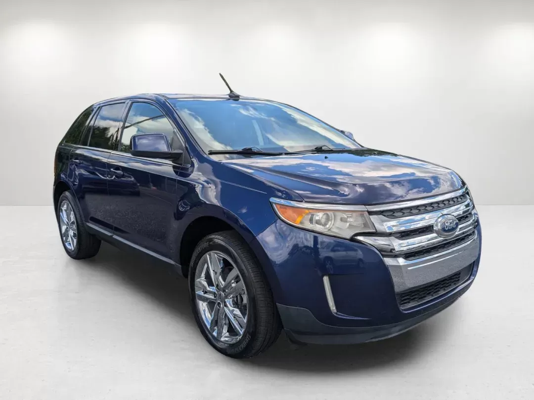 2011 Ford Edge Limited (2FMDK3KC4BB) with an Gas V6 3.5L/213 engine, 6-Speed Automatic w/OD transmission, located at 1430 Gateway Drive, Opelika, AL, 36801, (334) 239-0944, 32.637871, -85.409790 - 2011 Ford Edge Limited - Photo#2