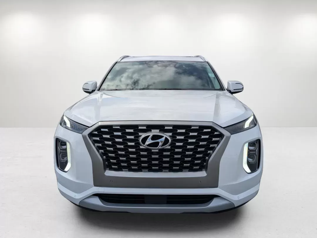 2022 /Navy/Beige Hyundai Palisade Limited (KM8R54HE9NU) with an Regular Unleaded V-6 3.8 L/231 engine, 8-Speed Automatic w/OD transmission, located at 3959 U.S. 80 W, Phenix City, AL, 36870, (334) 297-4885, 32.469296, -85.135185 - 2022 Hyundai Palisade Limited - Photo#2