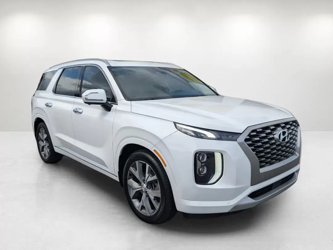 2022 /Navy/Beige Hyundai Palisade Limited (KM8R54HE9NU) with an Regular Unleaded V-6 3.8 L/231 engine, 8-Speed Automatic w/OD transmission, located at 3959 U.S. 80 W, Phenix City, AL, 36870, (334) 297-4885, 32.469296, -85.135185 - 2022 Hyundai Palisade Limited - Photo#3