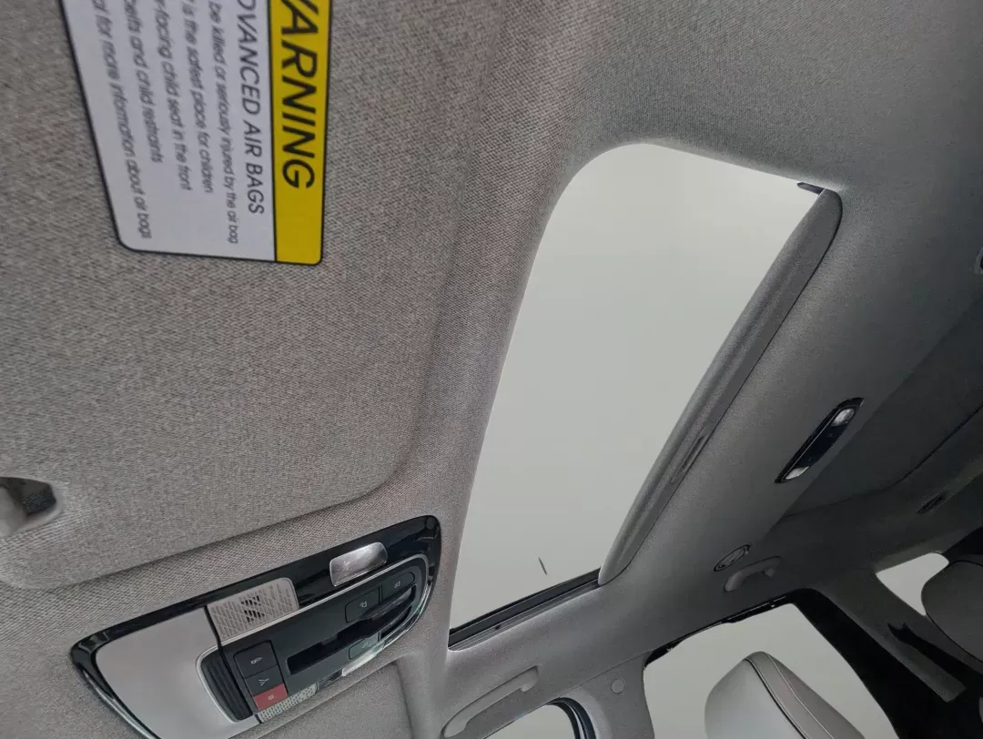 2022 /Navy/Beige Hyundai Palisade Limited (KM8R54HE9NU) with an Regular Unleaded V-6 3.8 L/231 engine, 8-Speed Automatic w/OD transmission, located at 3959 U.S. 80 W, Phenix City, AL, 36870, (334) 297-4885, 32.469296, -85.135185 - 2022 Hyundai Palisade Limited - Photo#18