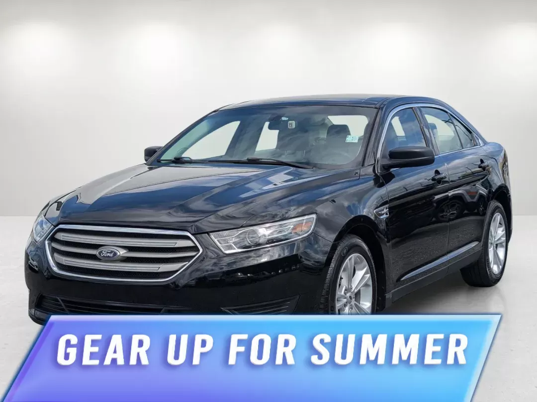 2017 Ford Taurus SE (1FAHP2D84HG) with an Regular Unleaded V-6 3.5 L/213 engine, 6-Speed Automatic w/OD transmission, located at 3959 U.S. 80 W, Phenix City, AL, 36870, (334) 297-4885, 32.469296, -85.135185 - 2017 Ford Taurus SE - Photo#0