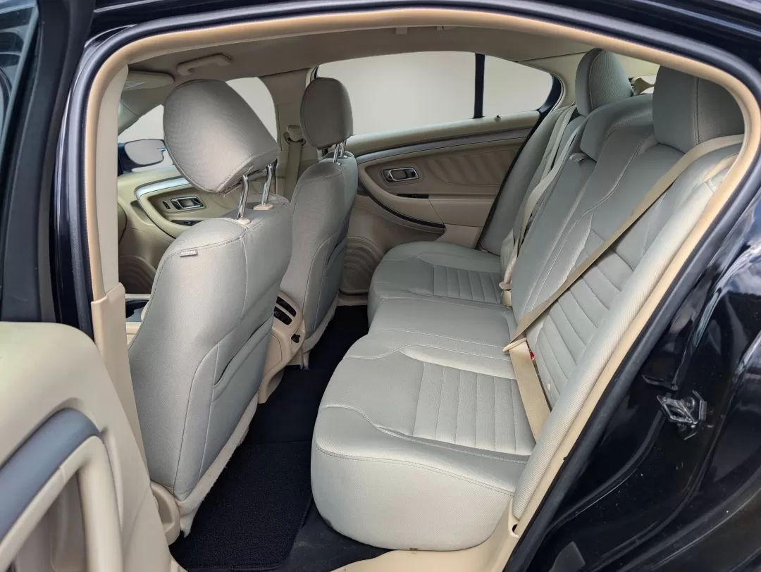 2017 Ford Taurus SE (1FAHP2D84HG) with an Other engine, located at 804 22nd Ave, Phenix City, AL, 36870, (334) 297-1860, 32.484749, -85.024475 - **Experience Comfort and Reliability with the 2017 Ford Taurus SE at Gils Auto - Columbus #2!**<br /> <br /> Are you in search of a dependable sedan that seamlessly combines comfort, style, and affordability? Look no further than this stunning 2017 Ford Taurus SE, now available at Gils Auto - Columb - Photo#10