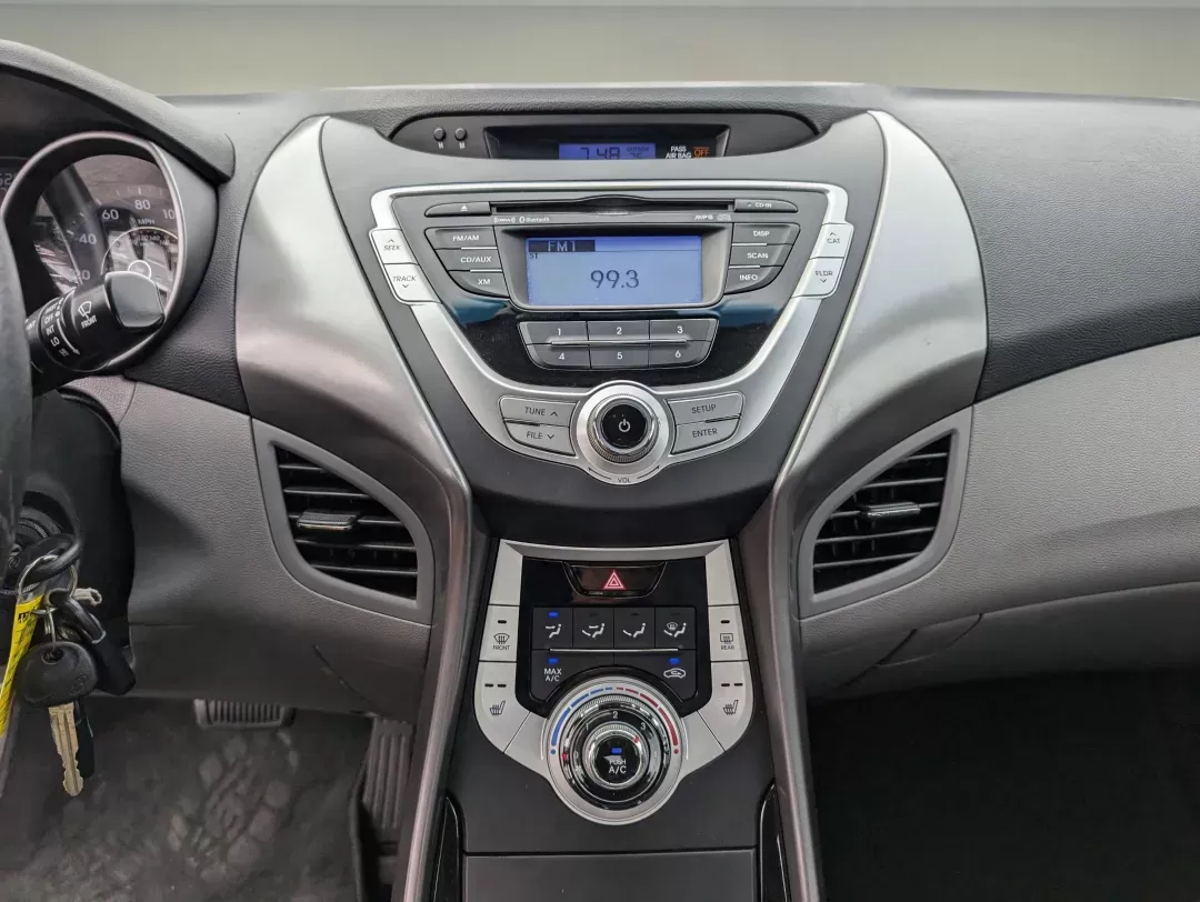 2011 /Gray Hyundai Elantra Ltd (KMHDH4AE1BU) with an Gas I4 1.8L/110 engine, 6-Speed Automatic w/OD SHIFTRONIC transmission, located at 521 Old Farm Lane Rd, Prattville, AL, 36066, (334) 325-1505, 32.482460, -86.416367 - 2011 Hyundai Elantra Ltd - Photo#13