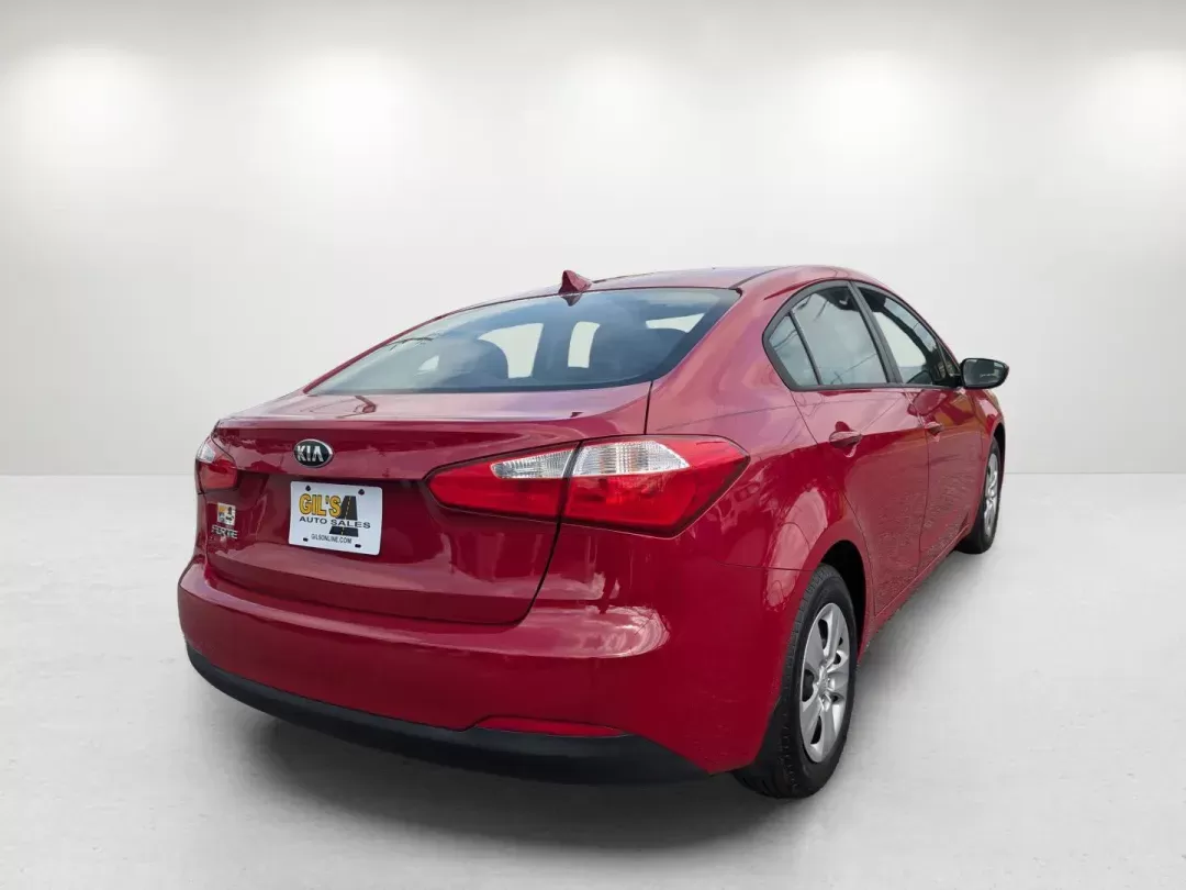 2016 /Black Kia Forte LX (KNAFK4A61G5) with an Regular Unleaded I-4 1.8 L/110 engine, 6-Speed Manual w/OD transmission, located at 1430 Gateway Drive, Opelika, AL, 36801, (334) 239-0944, 32.637871, -85.409790 - 2016 Kia Forte LX - Photo#3