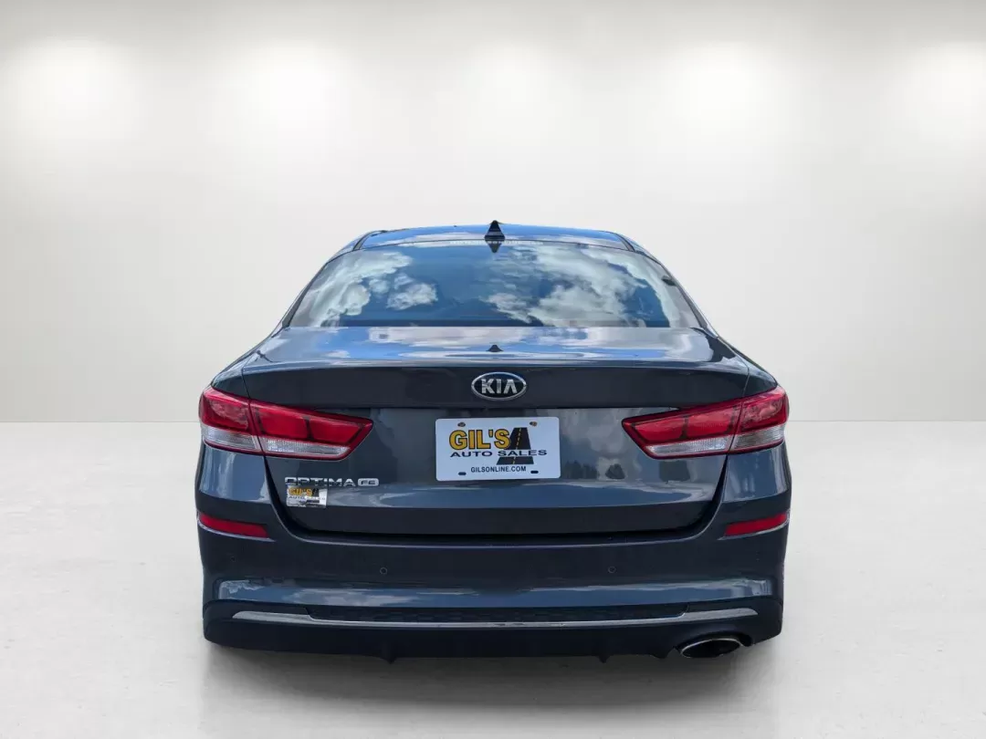 2020 /Black Kia Optima LX (5XXGT4L37LG) with an Regular Unleaded I-4 2.4 L/144 engine, 6-Speed Automatic w/OD transmission, located at 804 22nd Ave, Phenix City, AL, 36870, (334) 297-1860, 32.484749, -85.024475 - 2020 Kia Optima LX - Photo#5