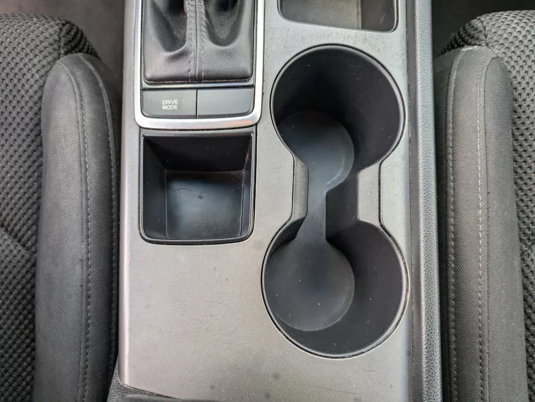 2020 /Black Kia Optima LX (5XXGT4L37LG) with an Regular Unleaded I-4 2.4 L/144 engine, 6-Speed Automatic w/OD transmission, located at 804 22nd Ave, Phenix City, AL, 36870, (334) 297-1860, 32.484749, -85.024475 - 2020 Kia Optima LX - Photo#12