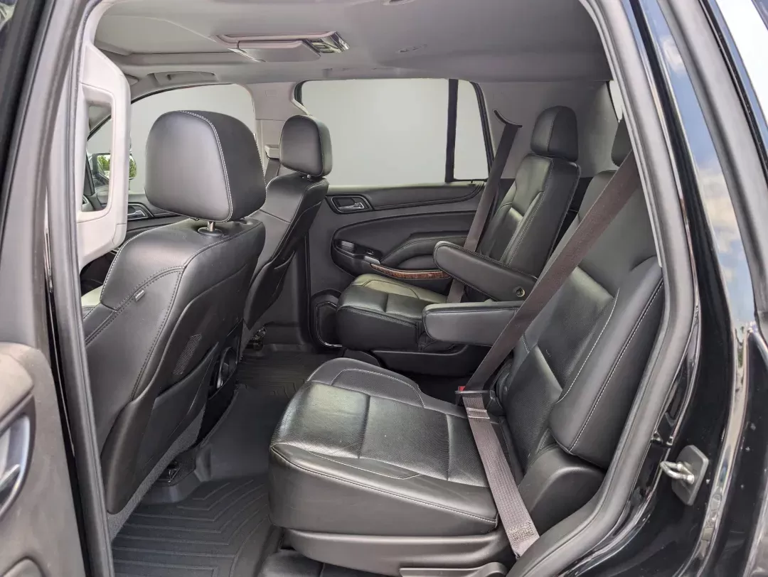 2015 /Jet Black Chevrolet Tahoe LTZ (1GNSCCKC1FR) with an Gas/Ethanol V8 5.3L/ engine, 6-Speed Automatic transmission, located at 1430 Gateway Drive, Opelika, AL, 36801, (334) 239-0944, 32.637871, -85.409790 - 2015 Chevrolet Tahoe LTZ - Photo#10