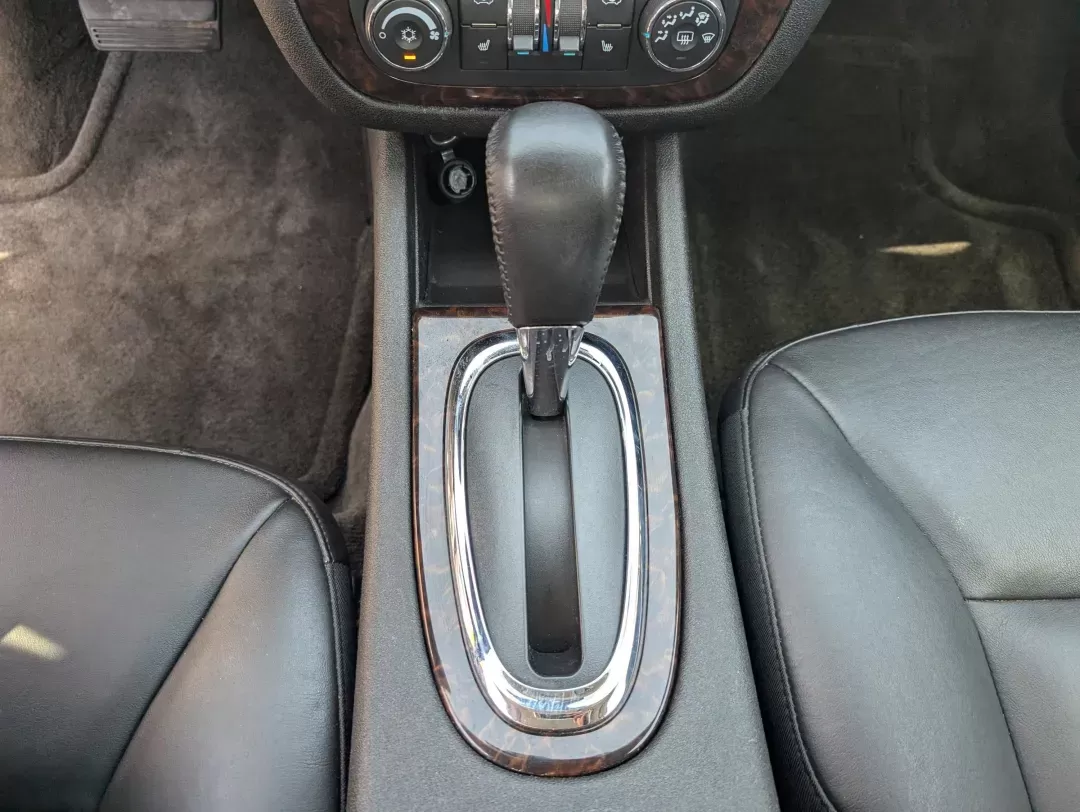 2012 /Ebony Chevrolet Impala LTZ (2G1WC5E38C1) with an Gas/Ethanol V6 3.6L/217 engine, 6-Speed Automatic transmission, located at 3959 U.S. 80 W, Phenix City, AL, 36870, (334) 297-4885, 32.469296, -85.135185 - 2012 Chevrolet Impala LTZ - Photo#13