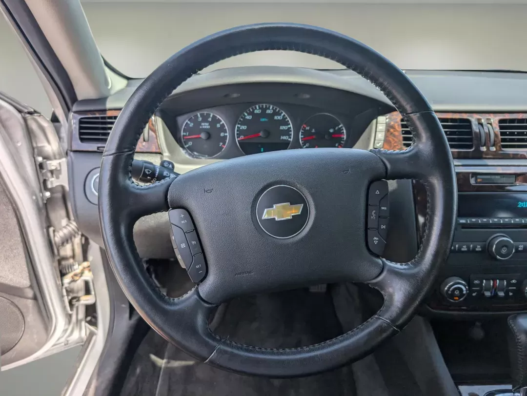 2012 /Ebony Chevrolet Impala LTZ (2G1WC5E38C1) with an Gas/Ethanol V6 3.6L/217 engine, 6-Speed Automatic transmission, located at 3959 U.S. 80 W, Phenix City, AL, 36870, (334) 297-4885, 32.469296, -85.135185 - 2012 Chevrolet Impala LTZ - Photo#15