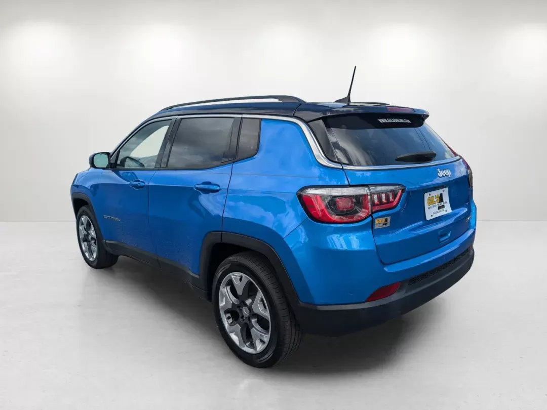 2018 /Ski Gray/Black Jeep Compass Limited (3C4NJCCBXJT) with an Regular Unleaded I-4 2.4 L/144 engine, 6-Speed Automatic w/OD transmission, located at 804 22nd Ave, Phenix City, AL, 36870, (334) 297-1860, 32.484749, -85.024475 - 2018 Jeep Compass Limited - Photo#6