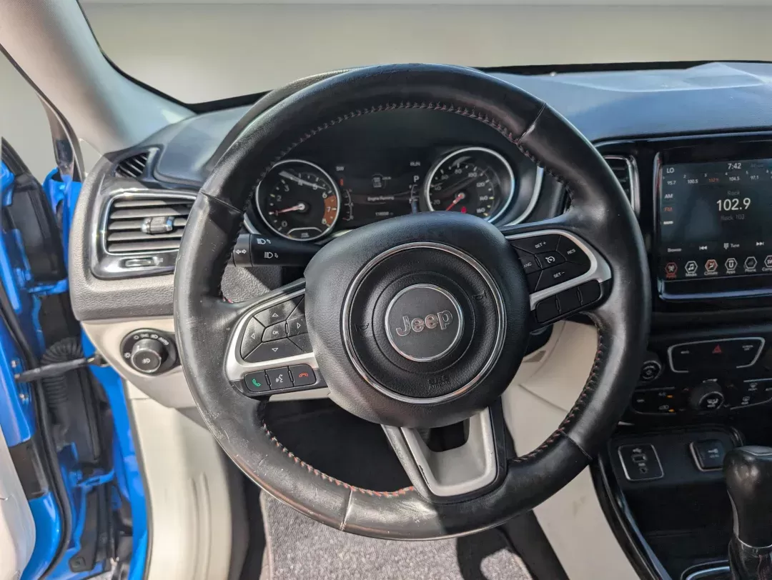 2018 /Ski Gray/Black Jeep Compass Limited (3C4NJCCBXJT) with an Regular Unleaded I-4 2.4 L/144 engine, 6-Speed Automatic w/OD transmission, located at 804 22nd Ave, Phenix City, AL, 36870, (334) 297-1860, 32.484749, -85.024475 - 2018 Jeep Compass Limited - Photo#15