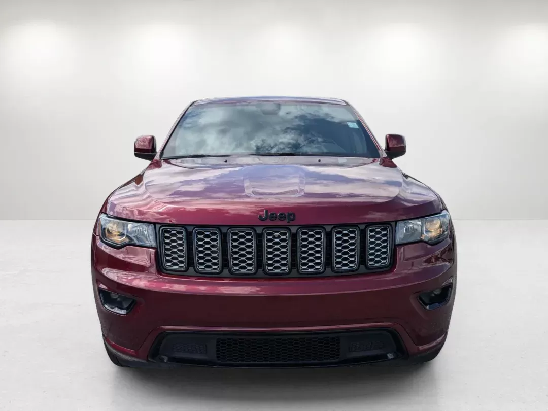 2020 /Black Jeep Grand Cherokee Altitude (1C4RJEAG3LC) with an Regular Unleaded V-6 3.6 L/220 engine, 8-Speed Automatic w/OD transmission, located at 7000 Northlake Connector, Columbus, GA, 31904, (706) 987-8085, 32.524975, -84.978134 - 2020 Jeep Grand Cherokee Altitude - Photo#1