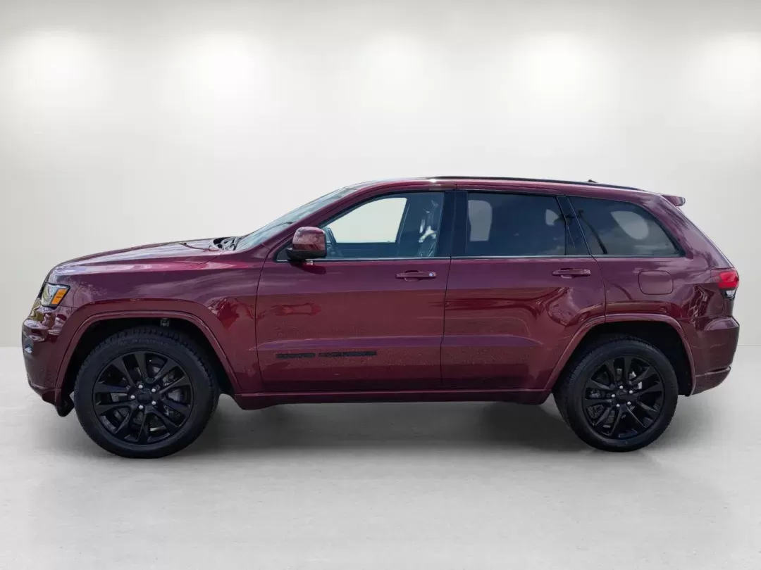 2020 /Black Jeep Grand Cherokee Altitude (1C4RJEAG3LC) with an Regular Unleaded V-6 3.6 L/220 engine, 8-Speed Automatic w/OD transmission, located at 7000 Northlake Connector, Columbus, GA, 31904, (706) 987-8085, 32.524975, -84.978134 - 2020 Jeep Grand Cherokee Altitude - Photo#7