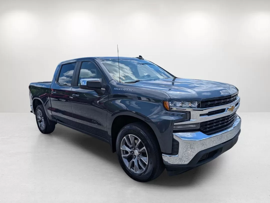 2019 /Jet Black Chevrolet Silverado 1500 LT (1GCPWCED0KZ) with an Other engine, located at 7000 Northlake Connector, Columbus, GA, 31904, (706) 987-8085, 32.524975, -84.978134 - **2019 Chevrolet Silverado 1500 LT: The Ultimate Workhorse for Every Adventure**<br /> <br /> Are you searching for a reliable pickup that's not just a vehicle but a true companion for your busy lifestyle? Look no further than the 2019 Chevrolet Silverado 1500 LT, available at Gils Auto in Opelika, - Photo#2