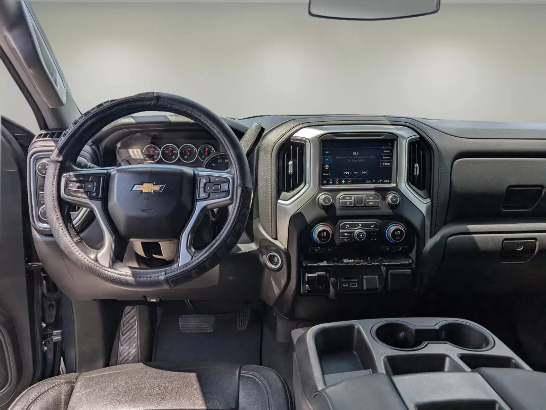 2019 /Jet Black Chevrolet Silverado 1500 LT (1GCPWCED0KZ) with an Other engine, located at 7000 Northlake Connector, Columbus, GA, 31904, (706) 987-8085, 32.524975, -84.978134 - **2019 Chevrolet Silverado 1500 LT: The Ultimate Workhorse for Every Adventure**<br /> <br /> Are you searching for a reliable pickup that's not just a vehicle but a true companion for your busy lifestyle? Look no further than the 2019 Chevrolet Silverado 1500 LT, available at Gils Auto in Opelika, - Photo#12