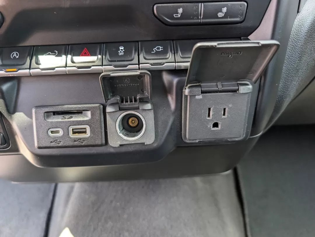2019 /Jet Black Chevrolet Silverado 1500 LT (1GCPWCED0KZ) with an Other engine, located at 7000 Northlake Connector, Columbus, GA, 31904, (706) 987-8085, 32.524975, -84.978134 - **2019 Chevrolet Silverado 1500 LT: The Ultimate Workhorse for Every Adventure**<br /> <br /> Are you searching for a reliable pickup that's not just a vehicle but a true companion for your busy lifestyle? Look no further than the 2019 Chevrolet Silverado 1500 LT, available at Gils Auto in Opelika, - Photo#13