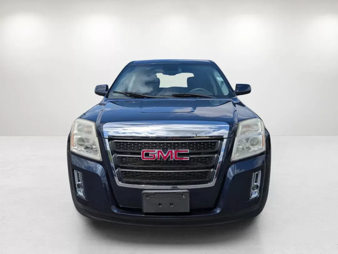 2015 /Jet Black GMC Terrain SLE (2GKALMEK7F6) with an Gas/Ethanol I4 2.4L/145 engine, 6-Speed Automatic transmission, located at 3959 U.S. 80 W, Phenix City, AL, 36870, (334) 297-4885, 32.469296, -85.135185 - 2015 GMC Terrain SLE - Photo#2