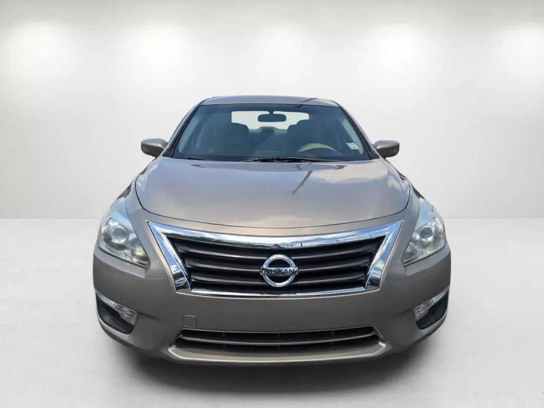 2015 /Beige Nissan Altima 2.5 S (1N4AL3AP2FC) with an Regular Unleaded I-4 2.5 L/152 engine, 1-Speed CVT w/OD transmission, located at 804 22nd Ave, Phenix City, AL, 36870, (334) 297-1860, 32.484749, -85.024475 - 2015 Nissan Altima 2.5 S - Photo#1