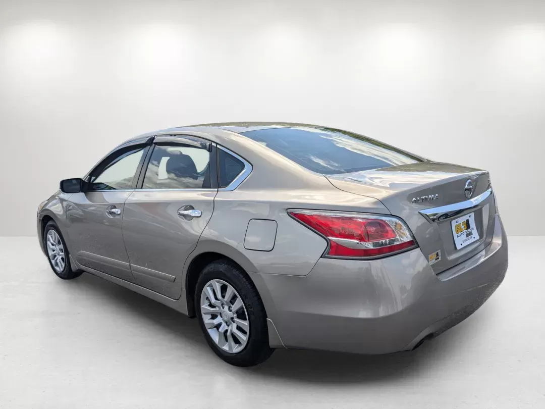 2015 /Beige Nissan Altima 2.5 S (1N4AL3AP2FC) with an Regular Unleaded I-4 2.5 L/152 engine, 1-Speed CVT w/OD transmission, located at 804 22nd Ave, Phenix City, AL, 36870, (334) 297-1860, 32.484749, -85.024475 - 2015 Nissan Altima 2.5 S - Photo#6