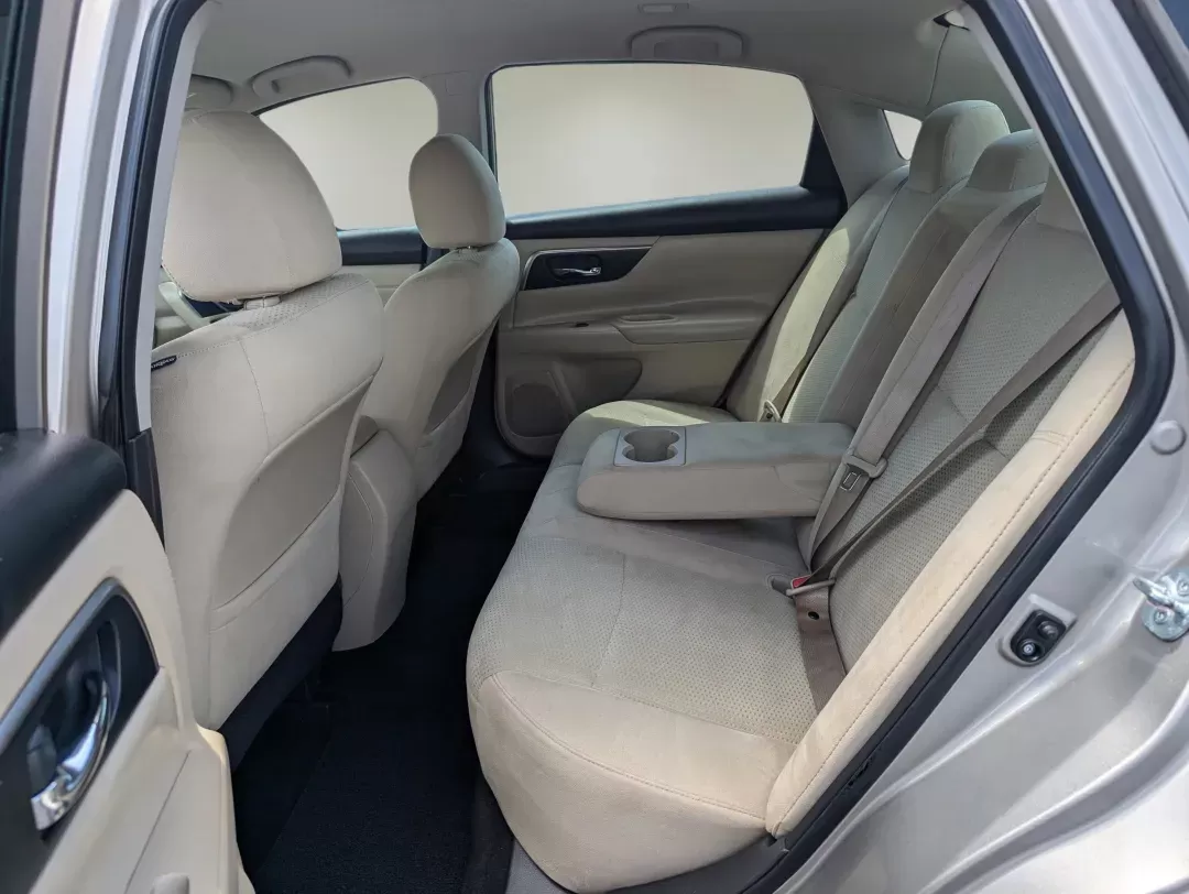 2015 /Beige Nissan Altima 2.5 S (1N4AL3AP2FC) with an Regular Unleaded I-4 2.5 L/152 engine, 1-Speed CVT w/OD transmission, located at 804 22nd Ave, Phenix City, AL, 36870, (334) 297-1860, 32.484749, -85.024475 - 2015 Nissan Altima 2.5 S - Photo#10