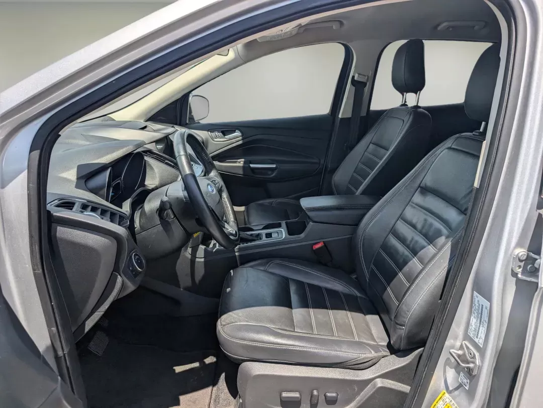 2018 Ford Escape SEL (1FMCU0HD7JU) with an Intercooled Turbo Regular Unleaded I-4 1.5 L/91 engine, 6-Speed Automatic w/OD transmission, located at 3959 U.S. 80 W, Phenix City, AL, 36870, (334) 297-4885, 32.469296, -85.135185 - 2018 Ford Escape SEL - Photo#10