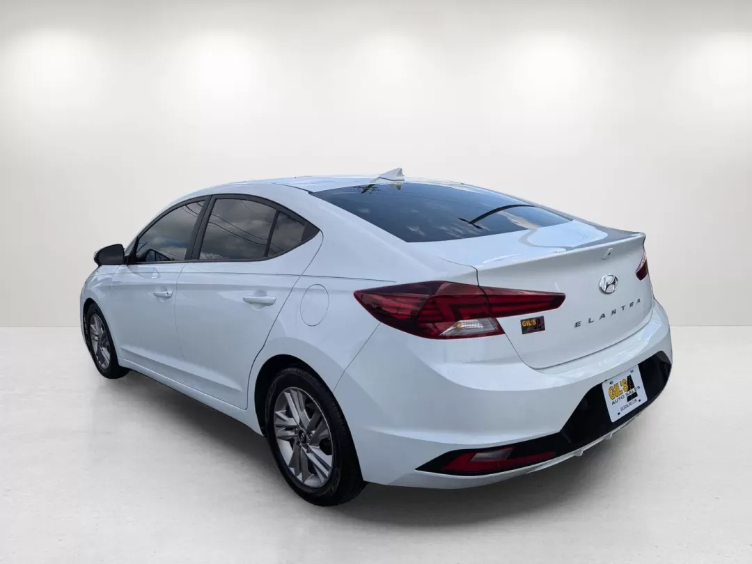 2020 /Black Hyundai Elantra SEL (5NPD84LF8LH) with an Other engine, located at 804 22nd Ave, Phenix City, AL, 36870, (334) 297-1860, 32.484749, -85.024475 - **Discover the Perfect Blend of Style and Reliability with the 2020 Hyundai Elantra SEL at Gils Auto in Opelika!**<br /> <br /> Are you in the market for a dependable sedan that fits seamlessly into your daily routine? Whether you're commuting to work, running errands around town, or taking the fami - Photo#6