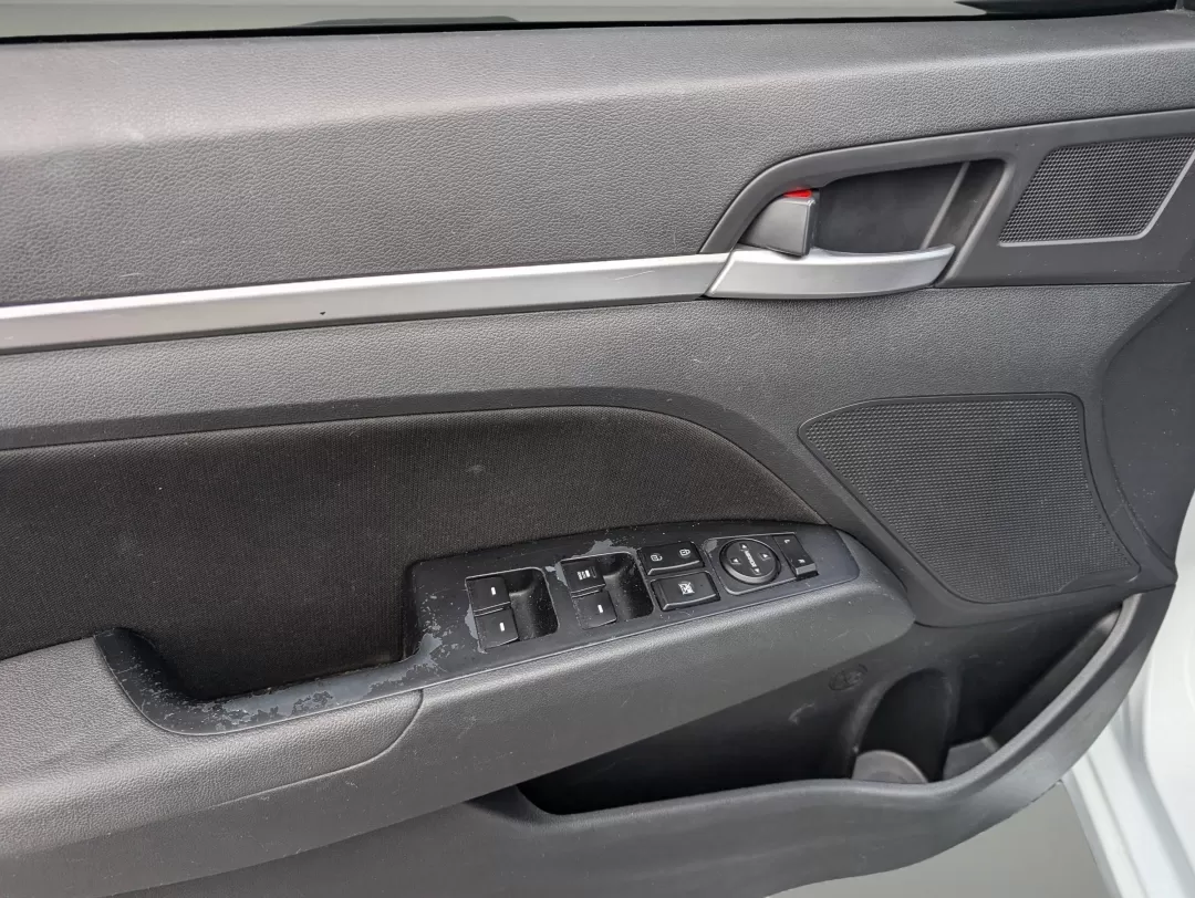 2020 /Black Hyundai Elantra SEL (5NPD84LF8LH) with an Other engine, located at 804 22nd Ave, Phenix City, AL, 36870, (334) 297-1860, 32.484749, -85.024475 - **Discover the Perfect Blend of Style and Reliability with the 2020 Hyundai Elantra SEL at Gils Auto in Opelika!**<br /> <br /> Are you in the market for a dependable sedan that fits seamlessly into your daily routine? Whether you're commuting to work, running errands around town, or taking the fami - Photo#8