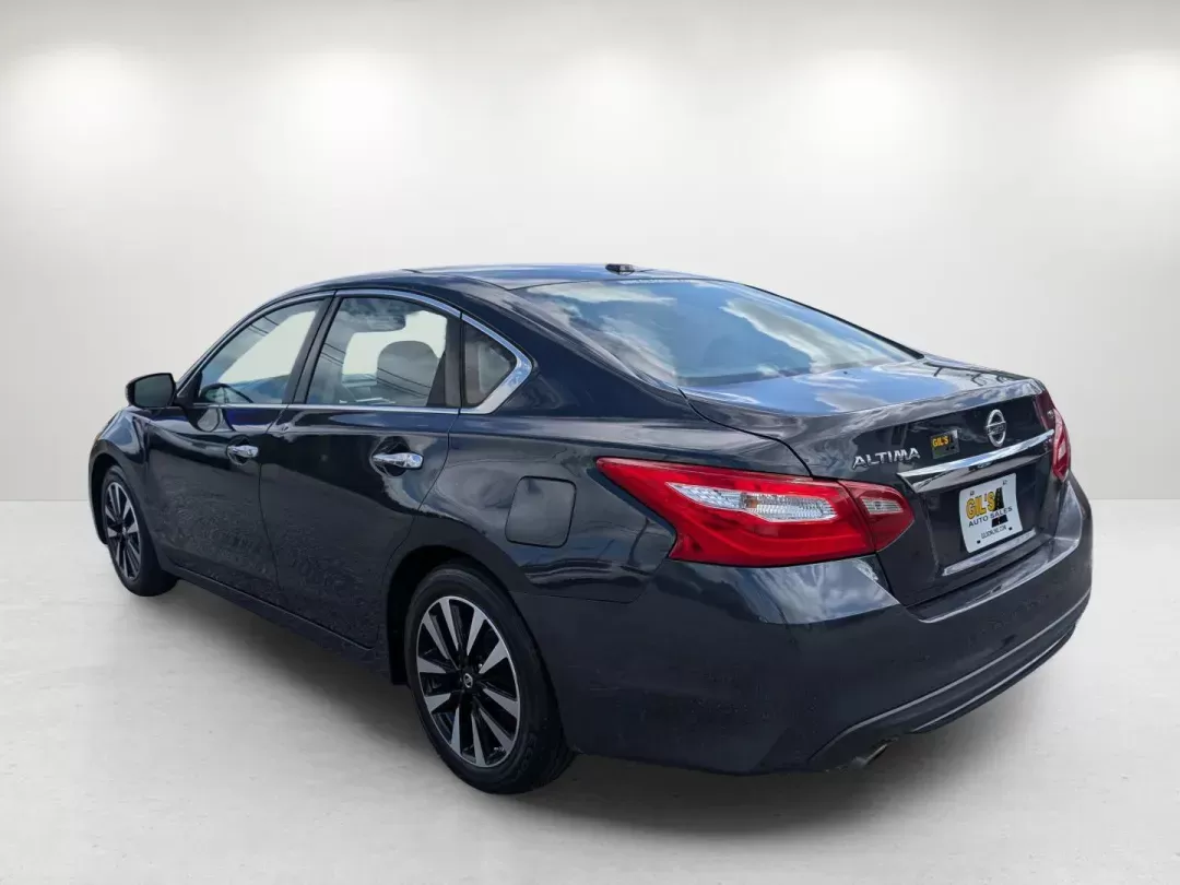 2018 /Charcoal Nissan Altima 2.5 SL (1N4AL3APXJC) with an Regular Unleaded I-4 2.5 L/152 engine, 1-Speed CVT w/OD transmission, located at 804 22nd Ave, Phenix City, AL, 36870, (334) 297-1860, 32.484749, -85.024475 - 2018 Nissan Altima 2.5 SL - Photo#6