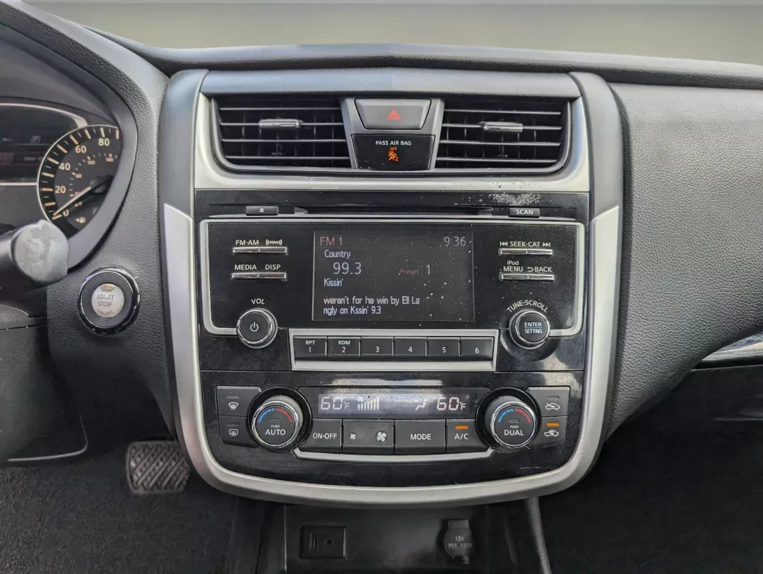 2018 /Charcoal Nissan Altima 2.5 SL (1N4AL3APXJC) with an Regular Unleaded I-4 2.5 L/152 engine, 1-Speed CVT w/OD transmission, located at 804 22nd Ave, Phenix City, AL, 36870, (334) 297-1860, 32.484749, -85.024475 - 2018 Nissan Altima 2.5 SL - Photo#13
