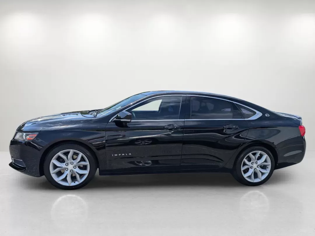 2015 /Jet Black/Dark Titanium Chevrolet Impala LT (1G1125S35FU) with an Gas/Ethanol V6 3.6L/217 engine, 6-Speed Automatic transmission, located at 5115 14th Ave., Columbus, GA, 31904, (706) 323-0345, 32.511494, -84.971046 - 2015 Chevrolet Impala LT - Photo#7