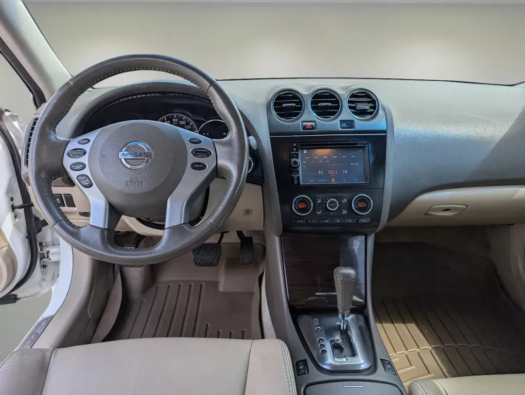 2012 /Blonde Nissan Altima 2.5 SL (1N4AL2AP2CC) with an Gas I4 2.5L/ engine, 1-Speed Continuously Variable Ratio transmission, located at 3959 U.S. 80 W, Phenix City, AL, 36870, (334) 297-4885, 32.469296, -85.135185 - 2012 Nissan Altima 2.5 SL - Photo#11