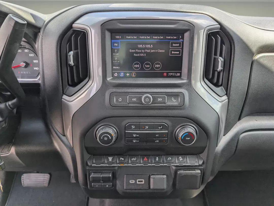 2021 /Jet Black Chevrolet Silverado 2500HD Work Truck (1GC4YLEYXMF) with an Turbocharged Diesel V8 6.6L/403 engine, 10-Speed Automatic transmission, located at 3959 U.S. 80 W, Phenix City, AL, 36870, (334) 297-4885, 32.469296, -85.135185 - 2021 Chevrolet Silverado 2500HD Work Truck - Photo#16