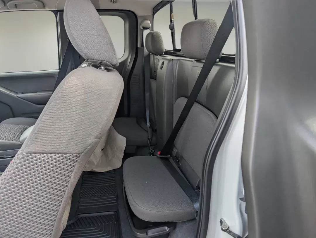 2019 /Graphite Nissan Frontier SV (1N6AD0CU3KN) with an Regular Unleaded V-6 4.0 L/241 engine, 5-Speed Automatic w/OD transmission, located at 1430 Gateway Drive, Opelika, AL, 36801, (334) 239-0944, 32.637871, -85.409790 - 2019 Nissan Frontier SV - Photo#10