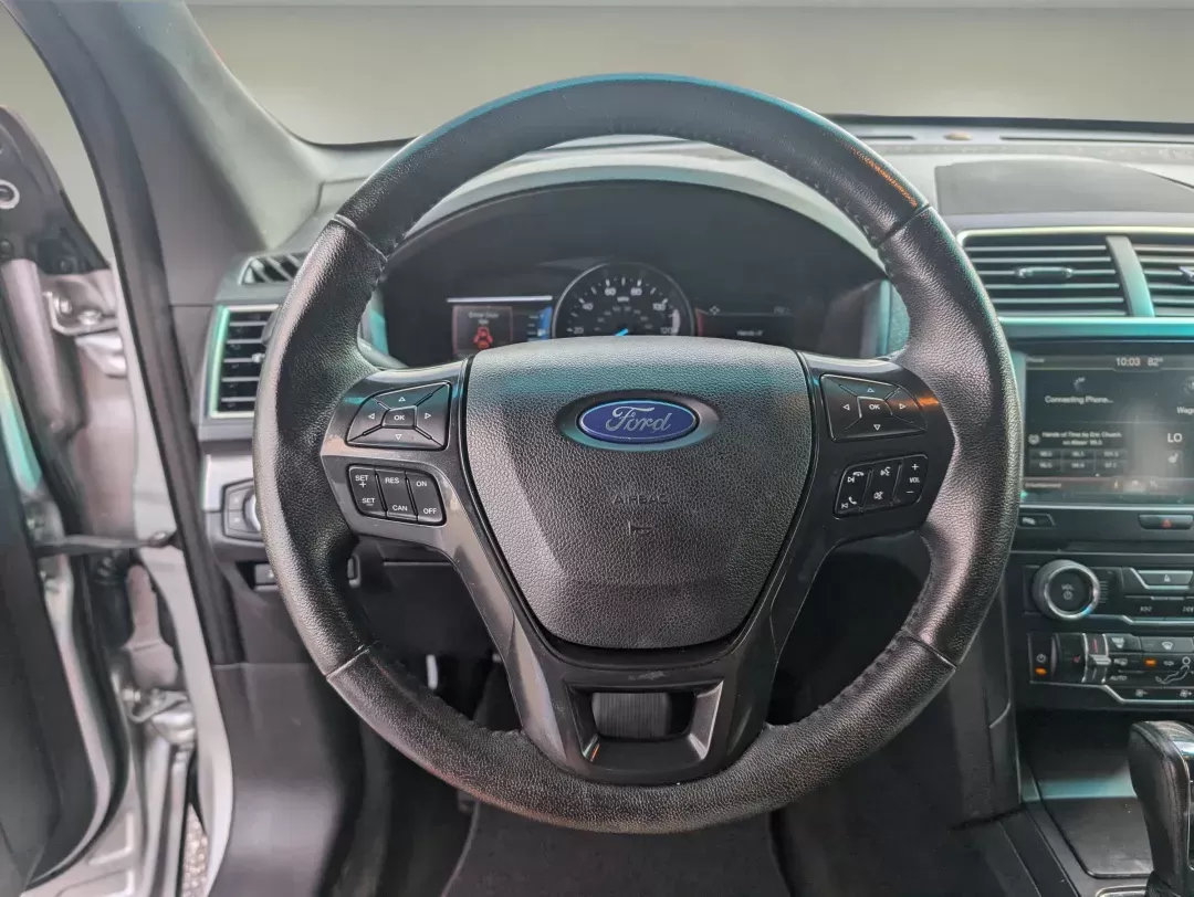2016 Ford Explorer XLT (1FM5K7DH0GG) with an Intercooled Turbo Premium Unleaded I-4 2.3 L/140 engine, 6-Speed Automatic w/OD transmission, located at 3959 U.S. 80 W, Phenix City, AL, 36870, (334) 297-4885, 32.469296, -85.135185 - 2016 Ford Explorer XLT - Photo#16