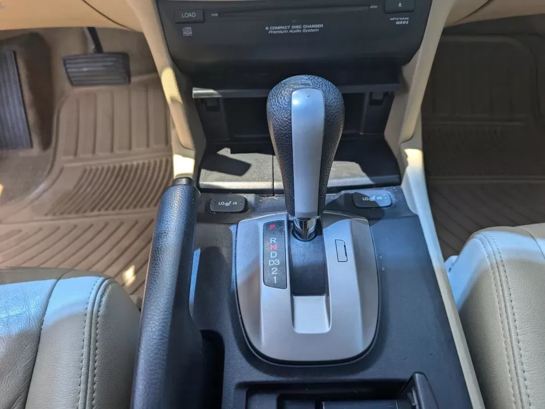 2010 Honda Accord Sdn EX-L (1HGCP3F84AA) with an Gas V6 3.5L/213 engine, 5-Speed Automatic transmission, located at 5115 14th Ave., Columbus, GA, 31904, (706) 323-0345, 32.511494, -84.971046 - 2010 Honda Accord Sdn EX-L - Photo#13