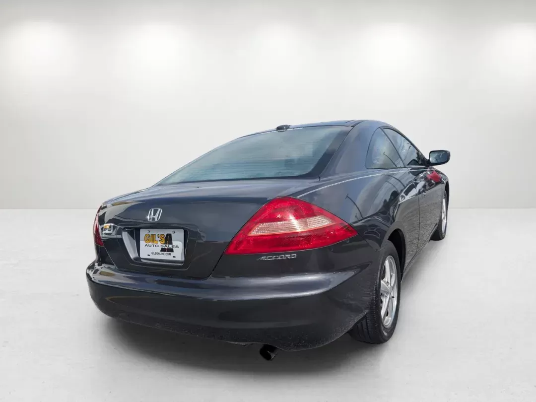 2005 Honda Accord Cpe EX-L (1HGCM72635A) with an Gas I4 2.4L/144 engine, 5-Speed Automatic w/OD transmission, located at 521 Old Farm Lane Rd, Prattville, AL, 36066, (334) 325-1505, 32.482460, -86.416367 - 2005 Honda Accord Cpe EX-L - Photo#4