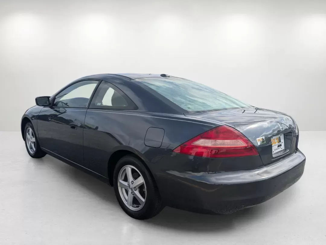 2005 Honda Accord Cpe EX-L (1HGCM72635A) with an Gas I4 2.4L/144 engine, 5-Speed Automatic w/OD transmission, located at 521 Old Farm Lane Rd, Prattville, AL, 36066, (334) 325-1505, 32.482460, -86.416367 - 2005 Honda Accord Cpe EX-L - Photo#6
