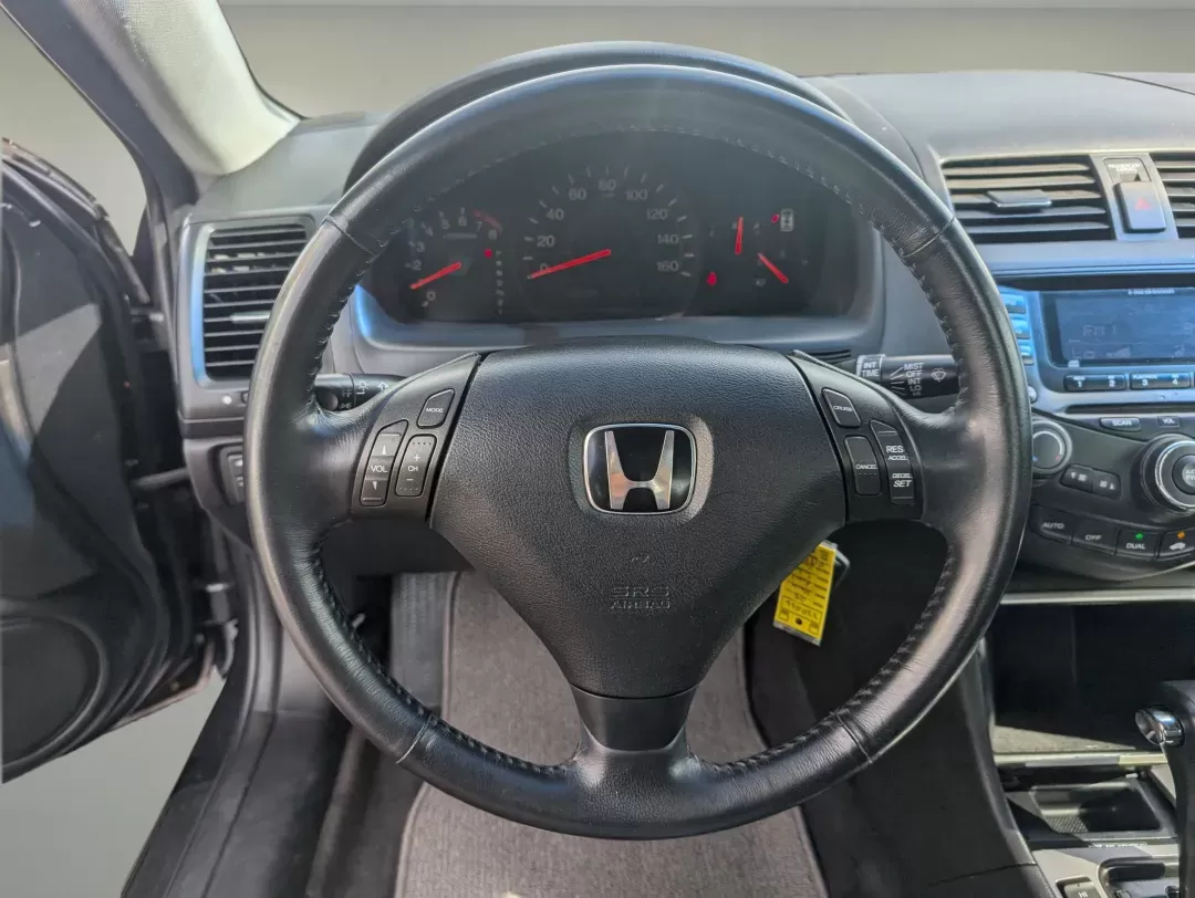 2005 Honda Accord Cpe EX-L (1HGCM72635A) with an Gas I4 2.4L/144 engine, 5-Speed Automatic w/OD transmission, located at 521 Old Farm Lane Rd, Prattville, AL, 36066, (334) 325-1505, 32.482460, -86.416367 - 2005 Honda Accord Cpe EX-L - Photo#15