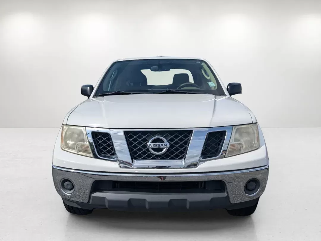 2011 /Beige Nissan Frontier SV (1N6AD0ER0BC) with an Gas V6 4.0L/241 engine, 5-Speed Automatic transmission, located at 3959 U.S. 80 W, Phenix City, AL, 36870, (334) 297-4885, 32.469296, -85.135185 - 2011 Nissan Frontier SV - Photo#2