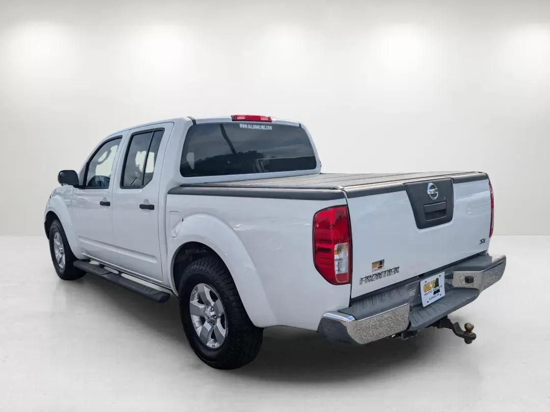 2011 /Beige Nissan Frontier SV (1N6AD0ER0BC) with an Gas V6 4.0L/241 engine, 5-Speed Automatic transmission, located at 3959 U.S. 80 W, Phenix City, AL, 36870, (334) 297-4885, 32.469296, -85.135185 - 2011 Nissan Frontier SV - Photo#7
