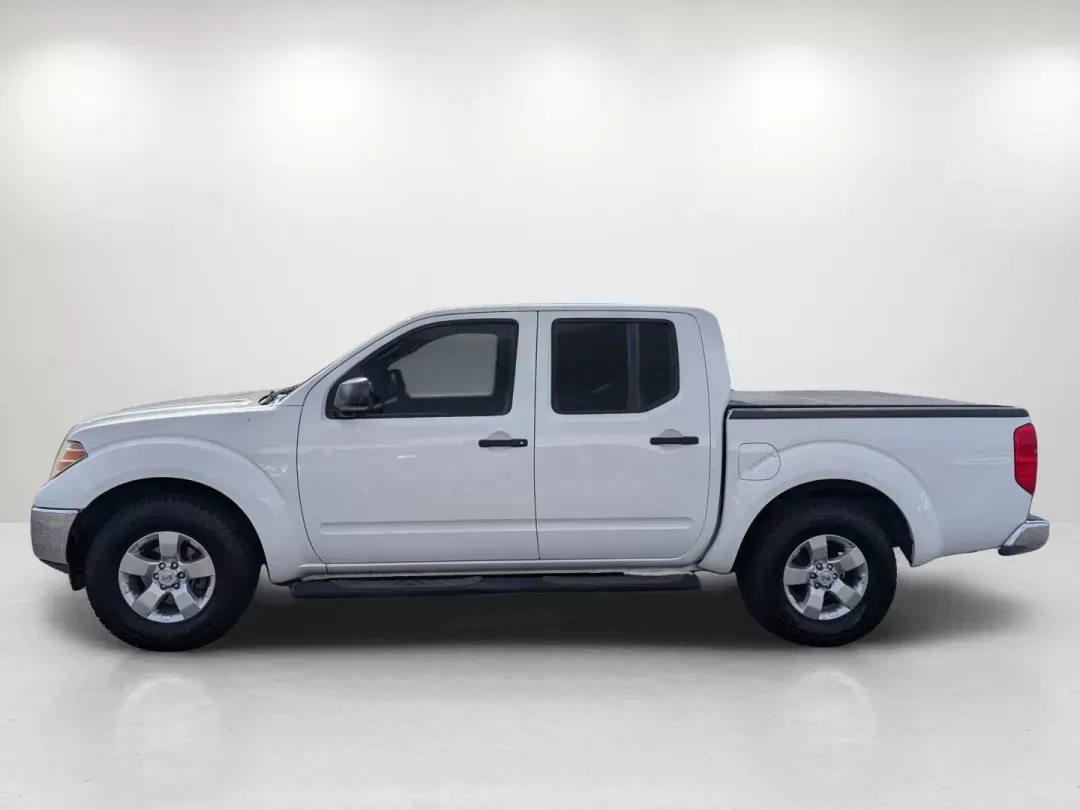 2011 /Beige Nissan Frontier SV (1N6AD0ER0BC) with an Gas V6 4.0L/241 engine, 5-Speed Automatic transmission, located at 3959 U.S. 80 W, Phenix City, AL, 36870, (334) 297-4885, 32.469296, -85.135185 - 2011 Nissan Frontier SV - Photo#8